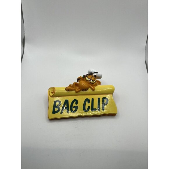 GARFIELD BAG CLIP, PAWS GIFTCO IN GREAT SHAPE , GREAT COLLECTABLE SEE - Picture 3 of 15